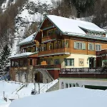 Kaiservilla Ξενοδοχείο 3*