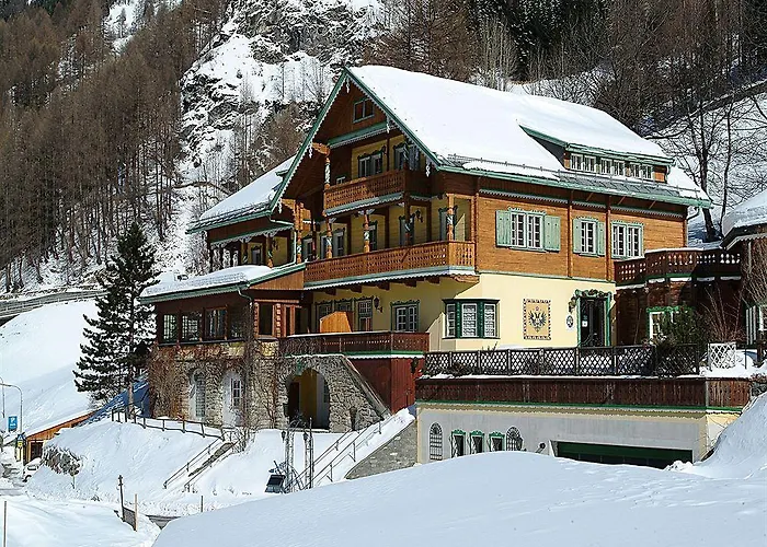 Kaiservilla Hotel 3*