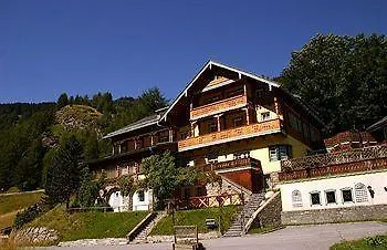 Kaiservilla Heiligenblut